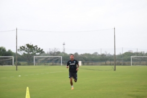 那不勒斯訓(xùn)練情況：開(kāi)始備戰(zhàn)對(duì)AC米蘭的聯(lián)賽，布翁喬爾諾開(kāi)始康復(fù)