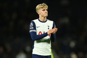 熱刺小將貝里瓦爾談曾與巴薩總監(jiān)德科會(huì)面，但決定加盟熱刺