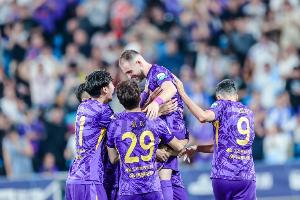 津媒：津門(mén)虎婉拒商業(yè)活動(dòng)潛心備戰(zhàn)河南 薩爾瓦多是否復(fù)出尚未知