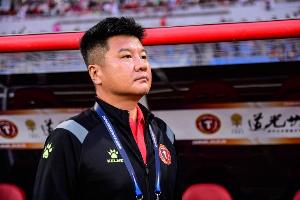 鐵人遭三輪不勝，李金羽：沖超不是那么容易 前三隊(duì)都遇到困難