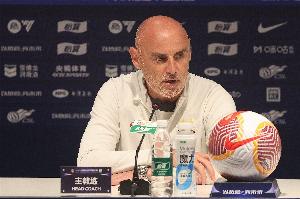 記者：穆斯卡特臨場(chǎng)調(diào)度打99分，海港擁有顏駿凌、陳威是福氣