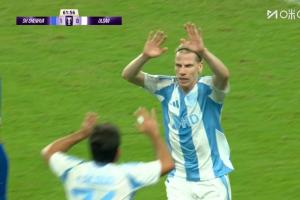 防守愣神，申花第62分鐘主場遭扳平，對手凌空墊射破門