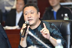 馬明宇：雖然培養(yǎng)出多名職業(yè)球員和國(guó)腳，但踢不過(guò)日韓真的沒(méi)臉吹