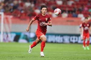 王燊超：海港離目標(biāo)還有4場(chǎng)比賽，不會(huì)受其他外界的影響