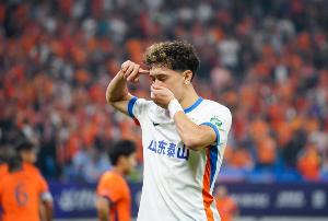 魯媒：李小恒如果能不斷進(jìn)步，未來有望在泰山隊(duì)扮演更重要的角色