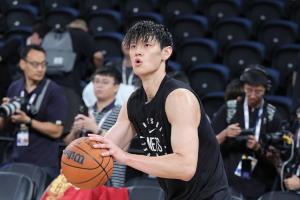 媒體人：NBA中國賽氛圍無敵了 預(yù)計曾凡博打12分鐘拿3分