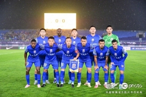 北京時(shí)間10月17日20:00，中超聯(lián)賽第21輪，上海申花客場2-1獲勝