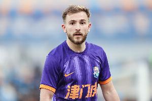 津媒：傷病嚴(yán)重影響阿代米的狀態(tài)，下賽季能否留隊(duì)打上大大問號(hào)