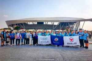 深圳新鵬城攜手肇慶市聾人協(xié)會 開展中超公益觀賽活動