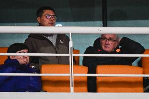 直播吧：伊萬專門致電邵佳一表示祝賀 表態(tài)愿為昔日助手提供幫助