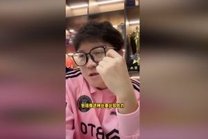 趙鵬：朱辰杰、蔣圣龍?zhí)咧谐騺喒谔貏e吃力，走一個可能真是好事