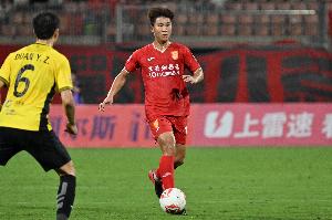 足球報(bào)談中甲沖超：銅梁龍比廣州豹形勢(shì)更好，南通具備攪局者潛質(zhì)