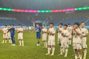 全運會足球項目男子U20組8強戰(zhàn)，上海U20隊3比2戰(zhàn)勝新疆U20隊