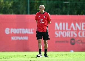 阿萊格里：對(duì)手進(jìn)球前幾乎沒(méi)有射門(mén)，我們下半場(chǎng)沒(méi)頂住對(duì)手的沖擊