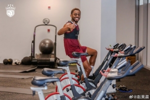 好消息！海港新聞官曬球隊(duì)訓(xùn)練照，加布里埃爾朝鏡頭豎大拇指