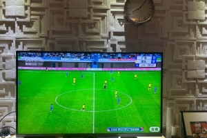 前重慶銅梁龍主帥薩爾瓦多觀看全運會直播：每一個細節(jié)都代表未來