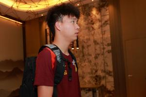 潘偉力：王鈺棟簽經(jīng)紀公司是足協(xié)推動，冬天留洋時機不是特別好