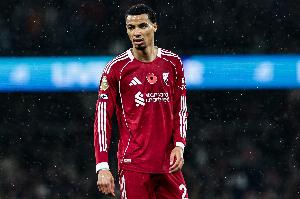 科納特：?；倏嗽幌肴ソ∩矸?，我問他還想不想入選國家隊