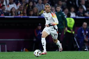 基米希：薩內(nèi)的表現(xiàn)令人印象深刻，他不僅打進(jìn)兩球反搶也很積極