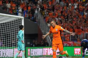 云南玉昆本賽季主場場均觀眾超2.2萬人，帶動消費(fèi)超10億元