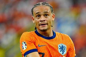 四名英超球員同一場(chǎng)比賽為荷蘭破門，荷蘭隊(duì)史首次