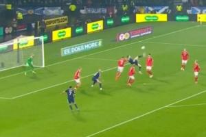 炸裂！蘇格蘭贏球才確保晉級，麥克托米奈開場精彩倒鉤助球隊(duì)領(lǐng)先