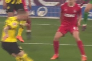 優(yōu)雅美妙的弧線！名場面：羅伊斯這球讓對手無計可施！